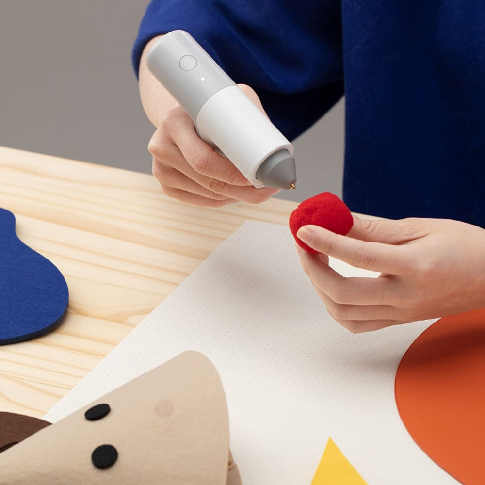 Cordless Manual-Feeding Glue Gun